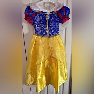 Disney Store Snow White Gown Size 5/6